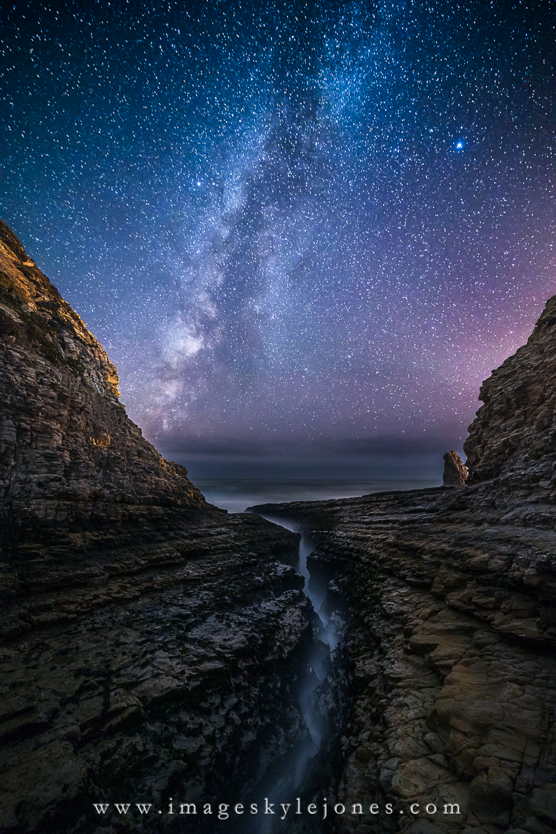 0029 Crack to the Stars_1200.jpg
