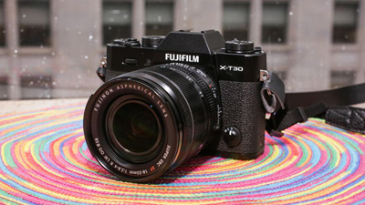 02-fujifilm-x-t30.jpg