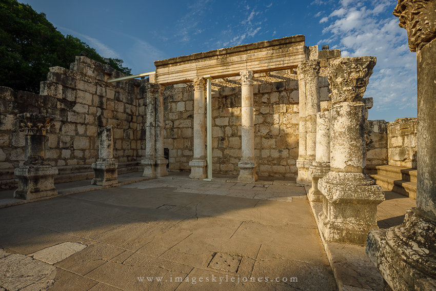 0256 Capernaum Synagogue_850.jpg