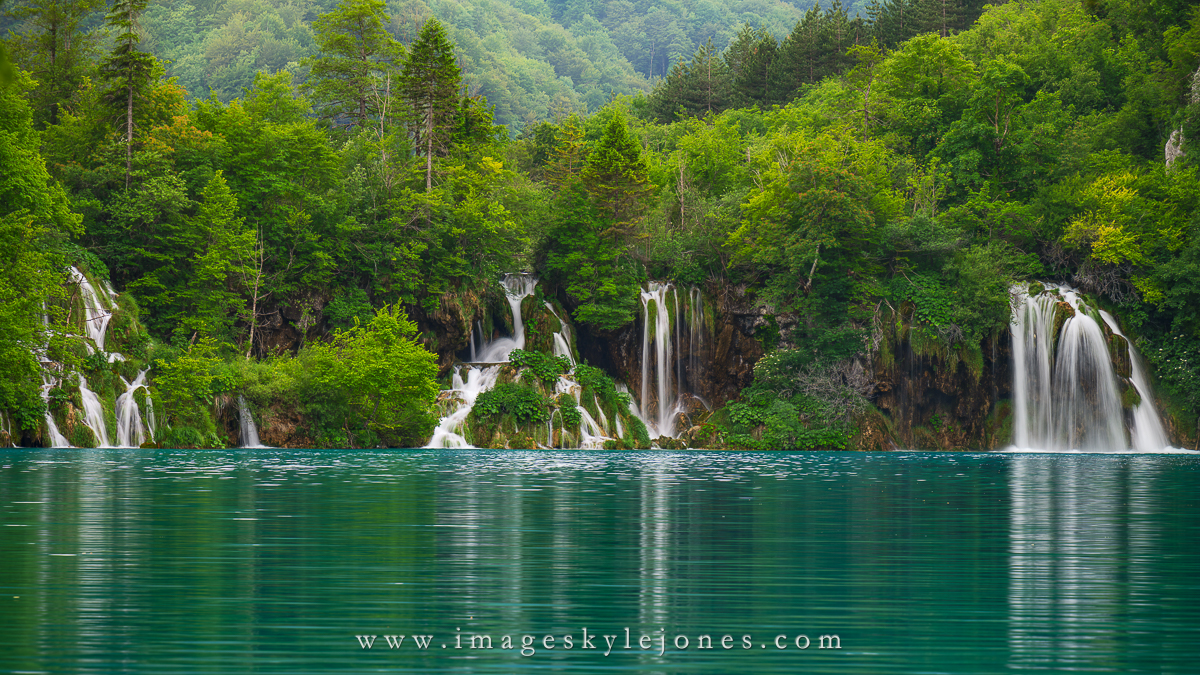 0480 Milanovački Slap Waterfall_1200.jpg
