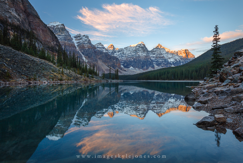 0639 Moraine Sunrise Reflections_850.jpg