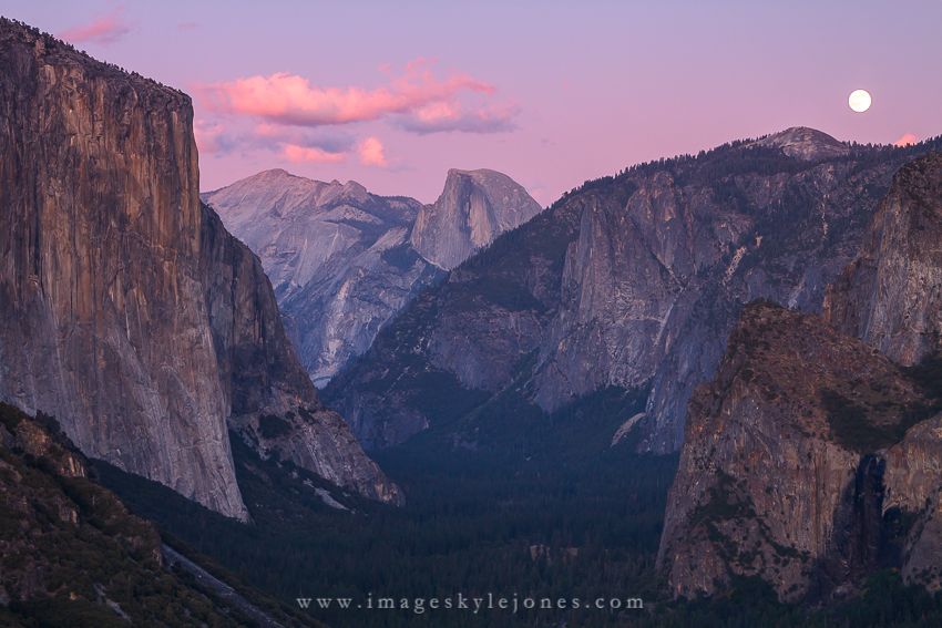 0768 Inspiration Point Moonrise_850.jpg