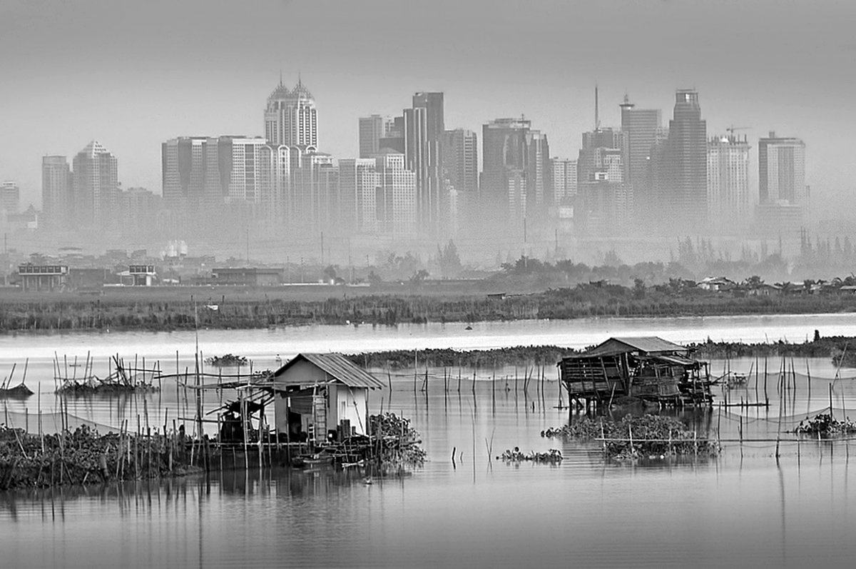 14681132-lgb&w.jpg