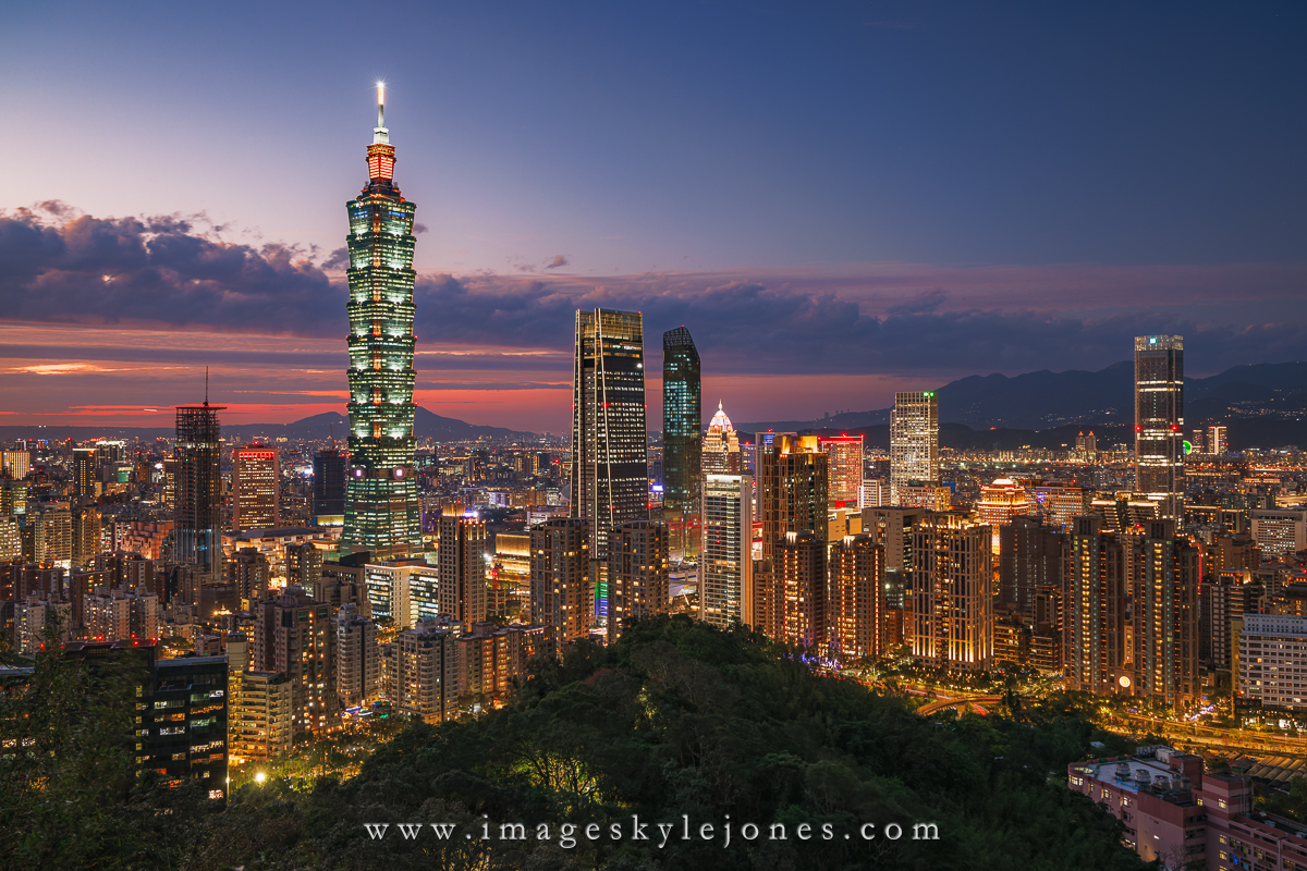 1902 Taipei LIghts_1200.jpg