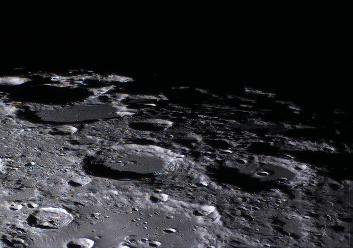 2022-12-03-2352_0-MoonSh.JPG