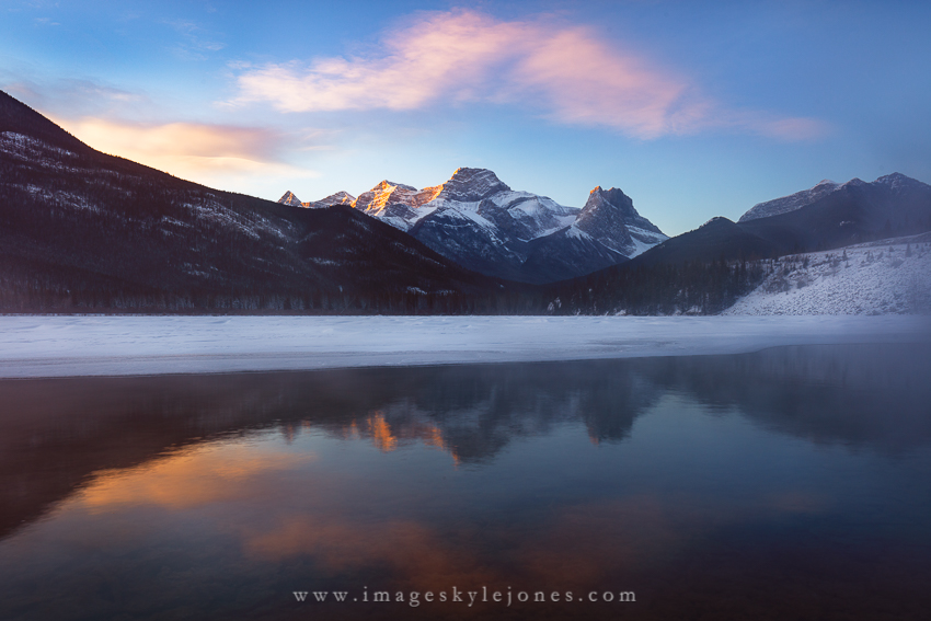 3848 Gap Lake Winter Sunrise_850.jpg