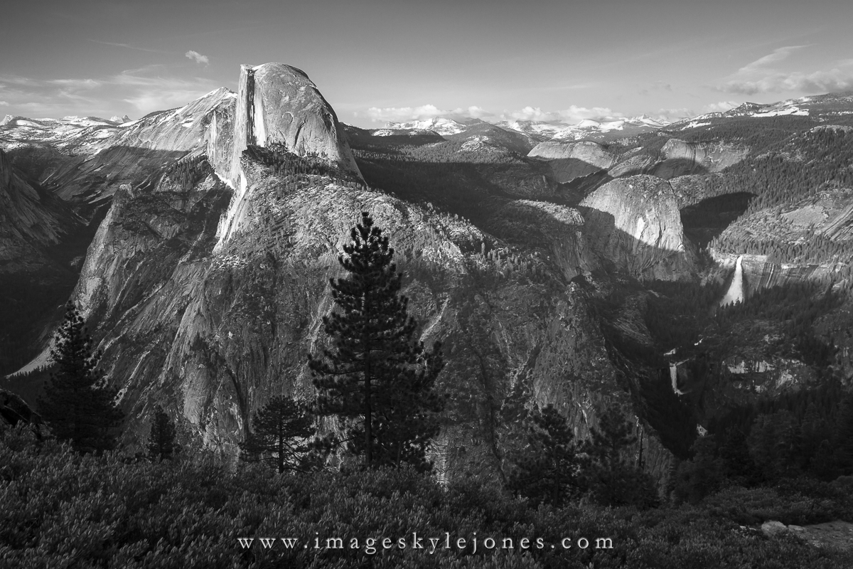 4991 Glacier Point Sunset B&W_1200.jpg