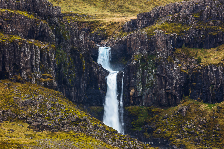 5786 Random Waterfall_850.jpg