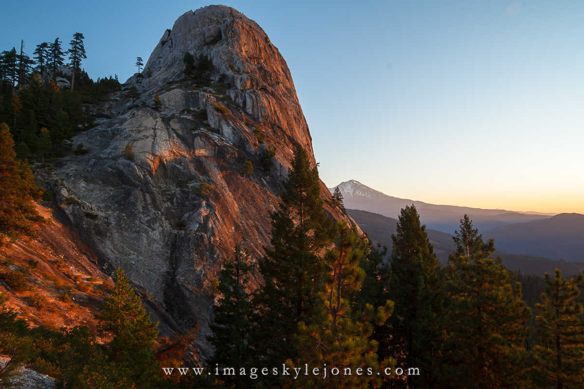 5999 Castle Dome Sunrise_1200.jpg