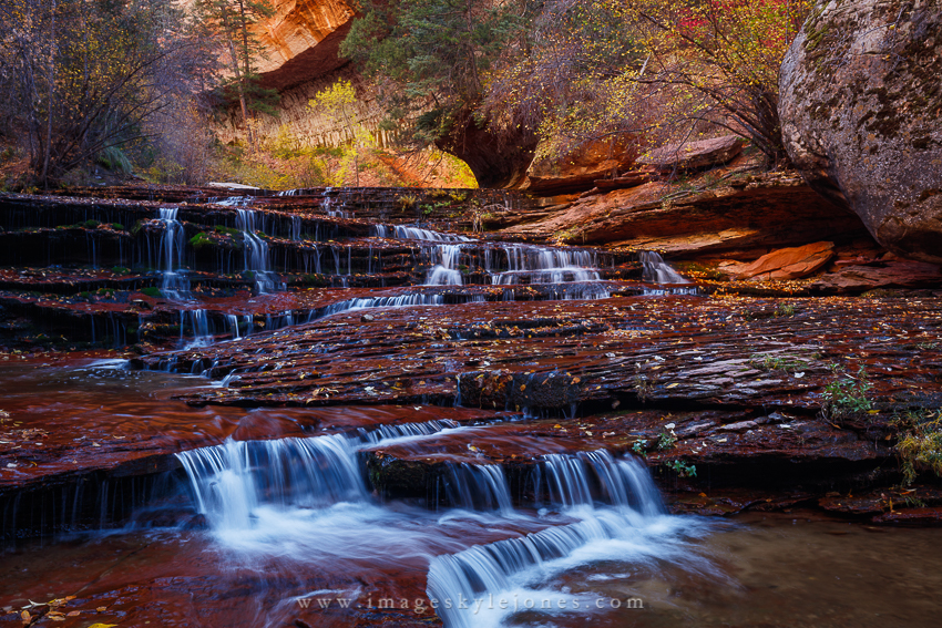 7008 Archangel Falls Autumn_850.jpg