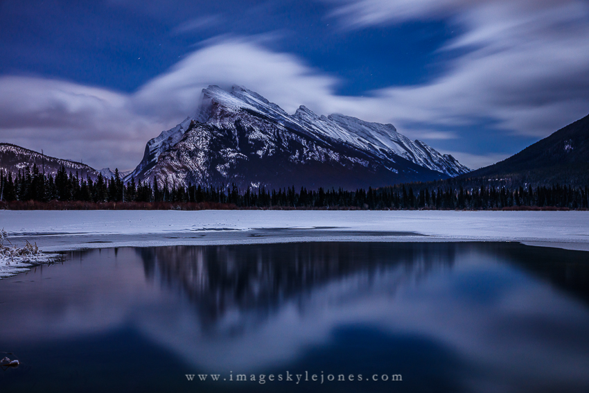 7634 Rundle Night_850.jpg