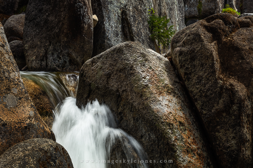 8564 Chilnualna and Rocks_850.jpg