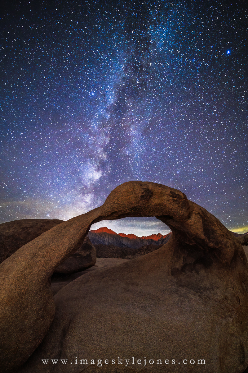 8943 Mobius Milky Way_1200.jpg