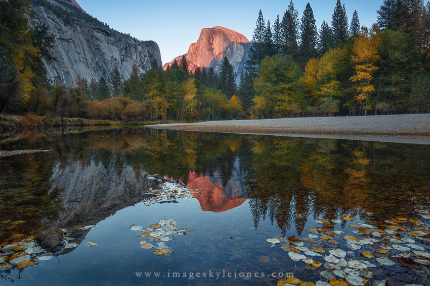 9112 Half Dome Autumn Reflections_850.jpg