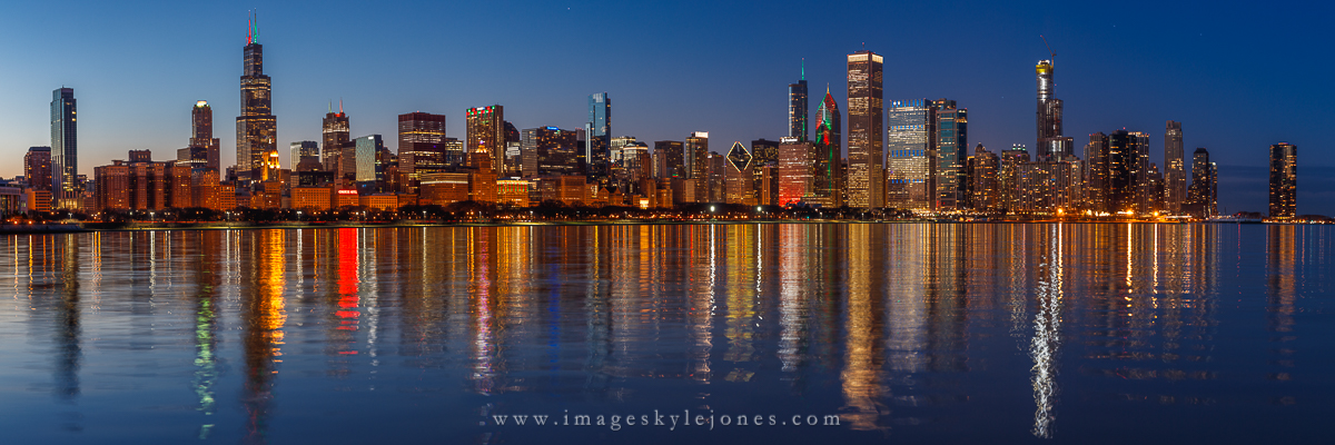 9229 Chicago Skyline 3x1_1200.jpg