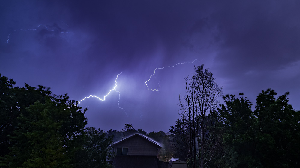 _D853703_9x16_dw.jpg