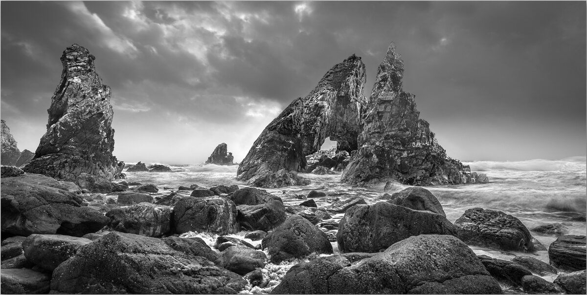 _DSC1963-1 mono_Original ratio_1600x805_U_100.jpg