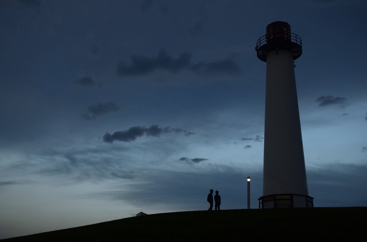 AnAfternoonInLongBeach4668BLUEpb.jpg