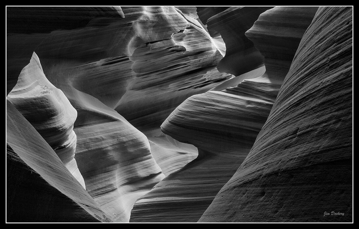 Antelope-Canyon_0087bw.jpg