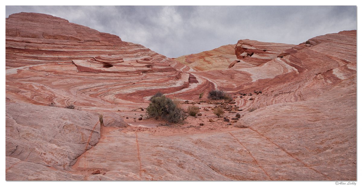 ApproachingAWave-pano.jpg