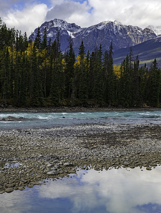 Athabasca River pullout.jpg