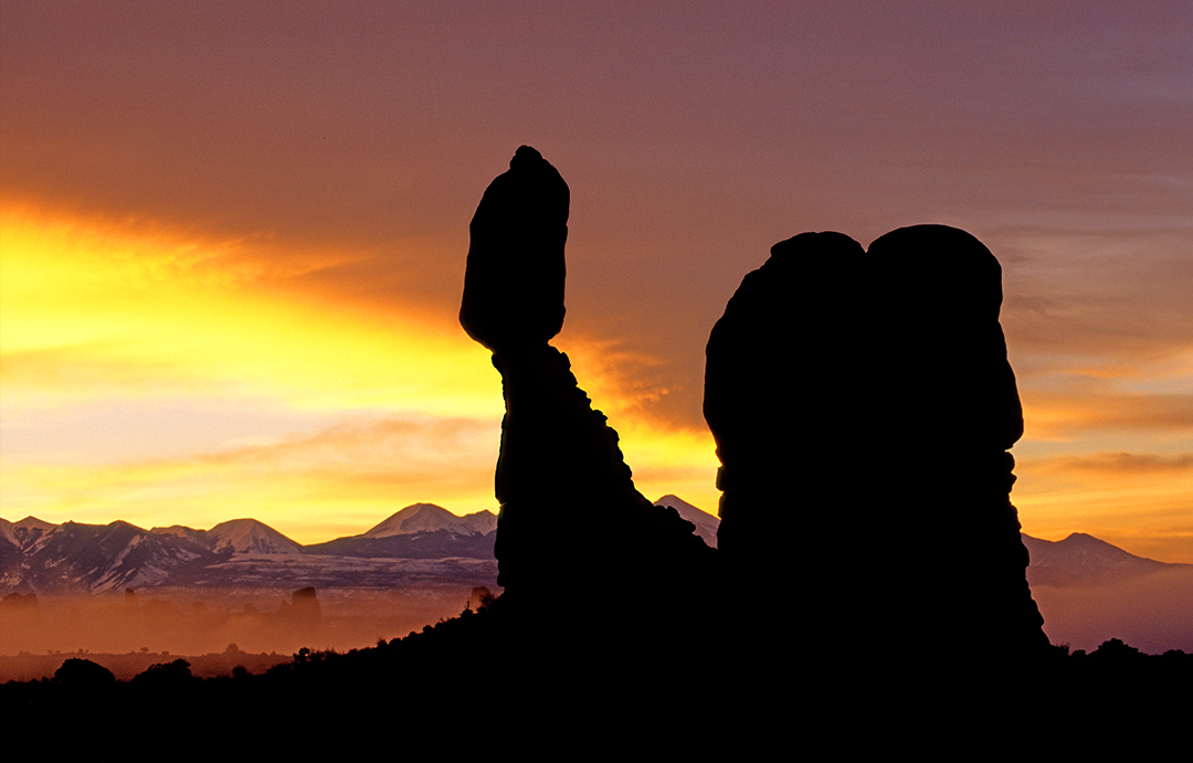 balanced rock sunrise II.jpg