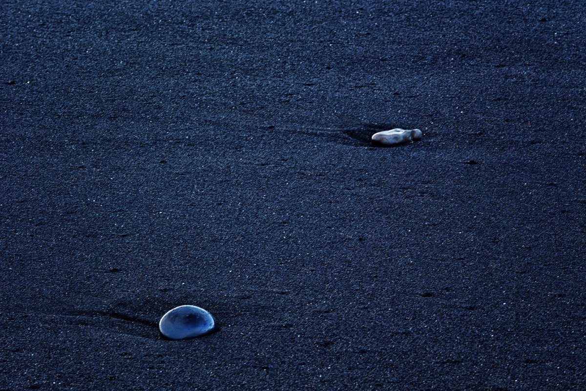 Black-pebble-beach.jpg