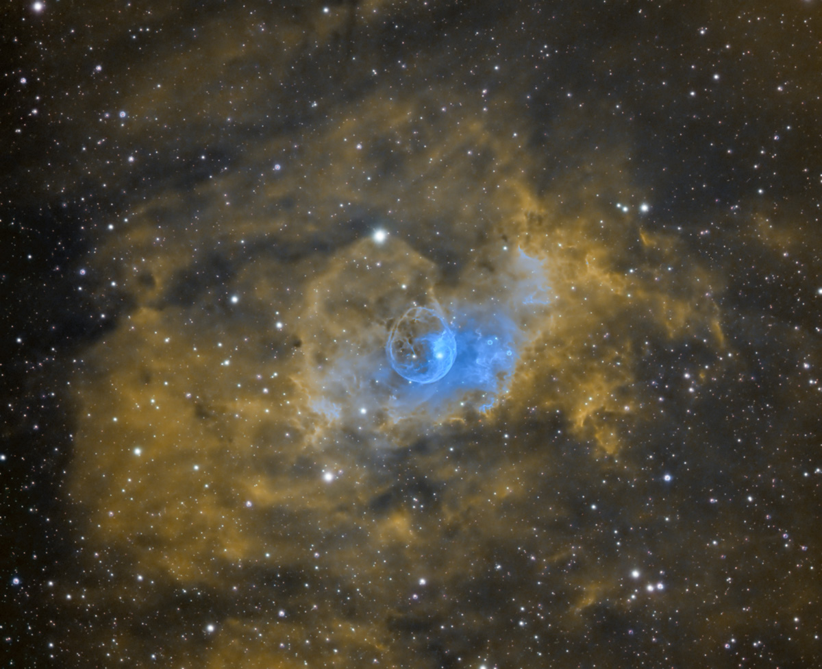 bubble_Crop_ABE_BlurNR_EZStr_NoStars_SHO_HOO_StarsBack_dw.jpg