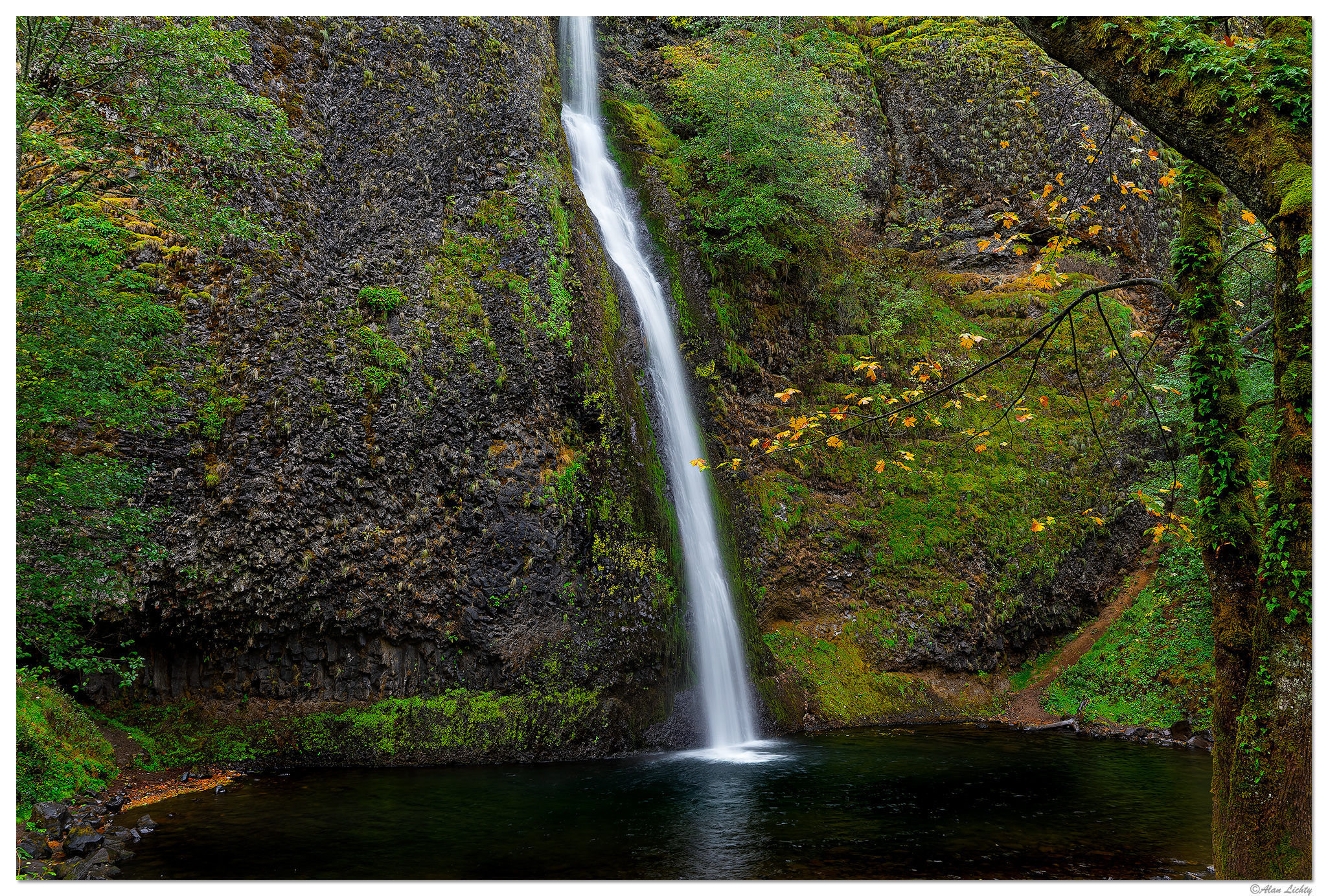 C6D_HorsetailFalls101915.jpg