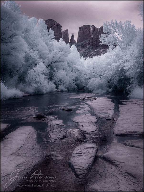 Cloudy-Morning-on-Oak-Creek-Infrared_800.jpg