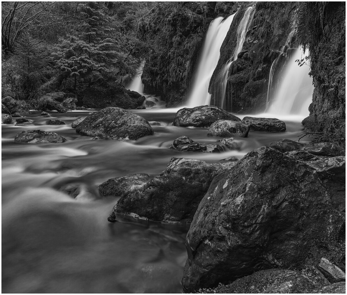 Coolalino Falls 2.jpg