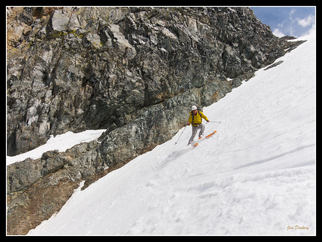 Dana-Couloir_ski-1.jpg