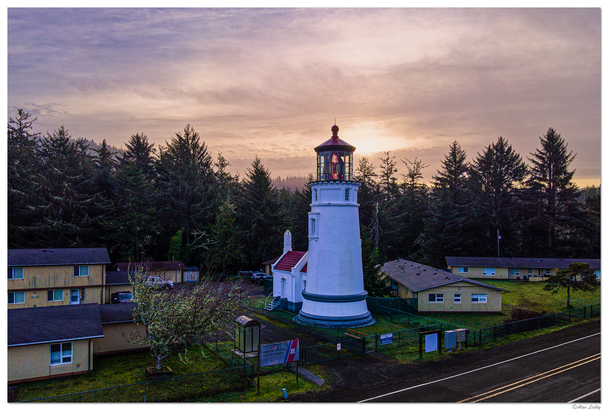 DJI_A2_UmpquaLighthouse011718.jpg