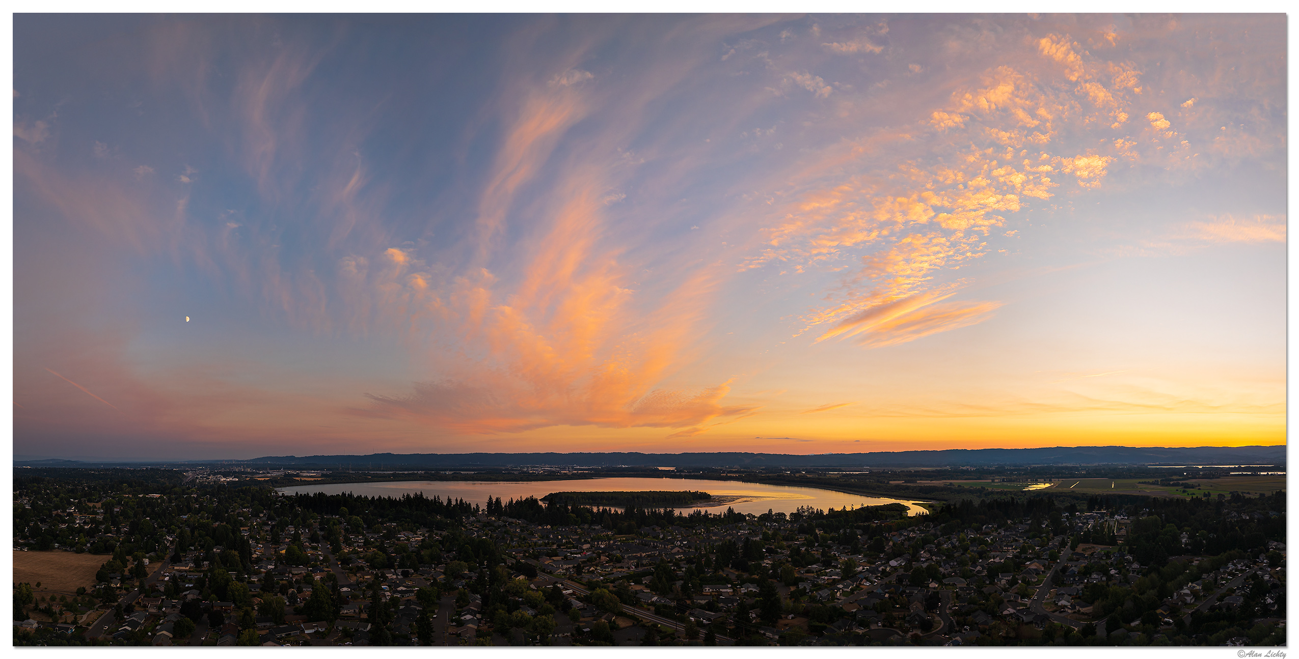 DJI_M3P_24P_VLakeSunset090125.jpg