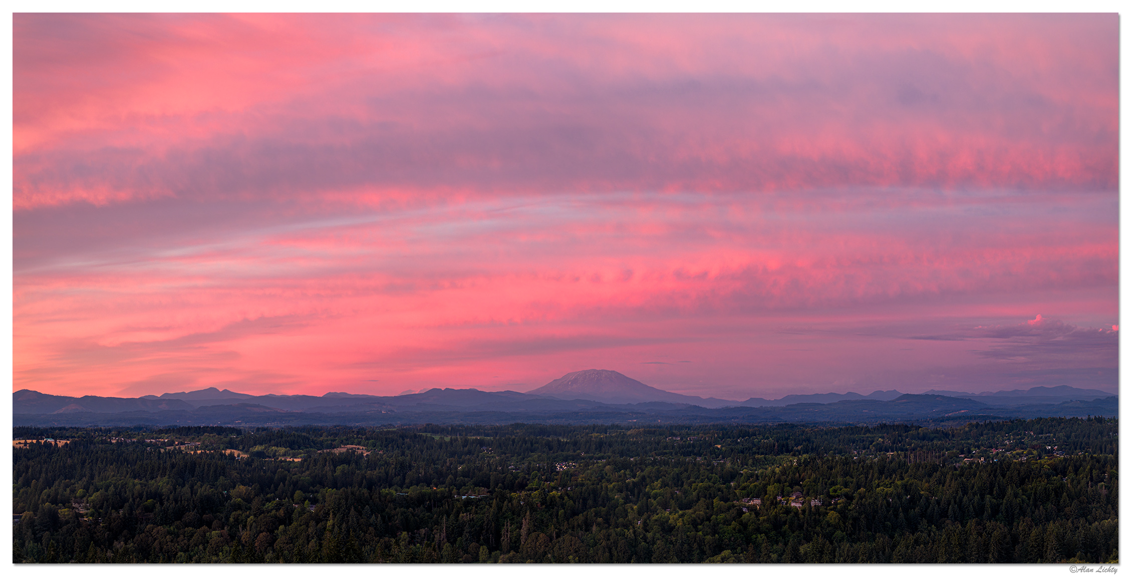 DJI_M3P_70P_StHelensSunset080423.jpg