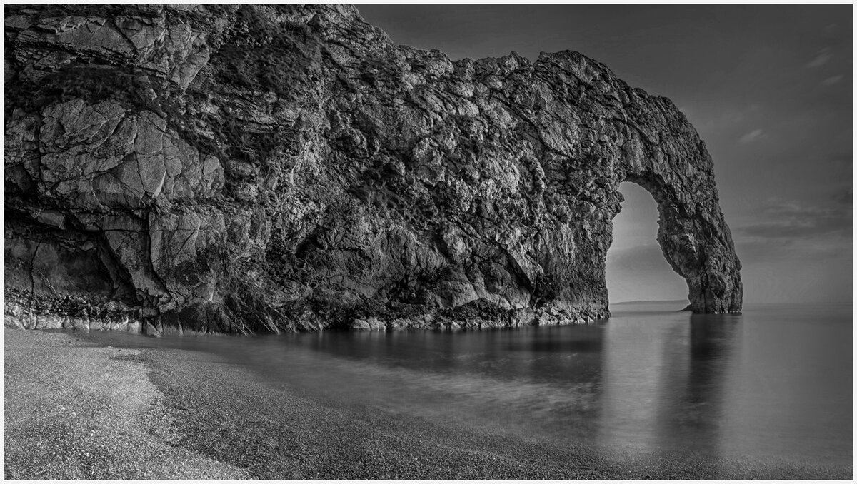 Durdle-Door-pano-1 mono.jpg