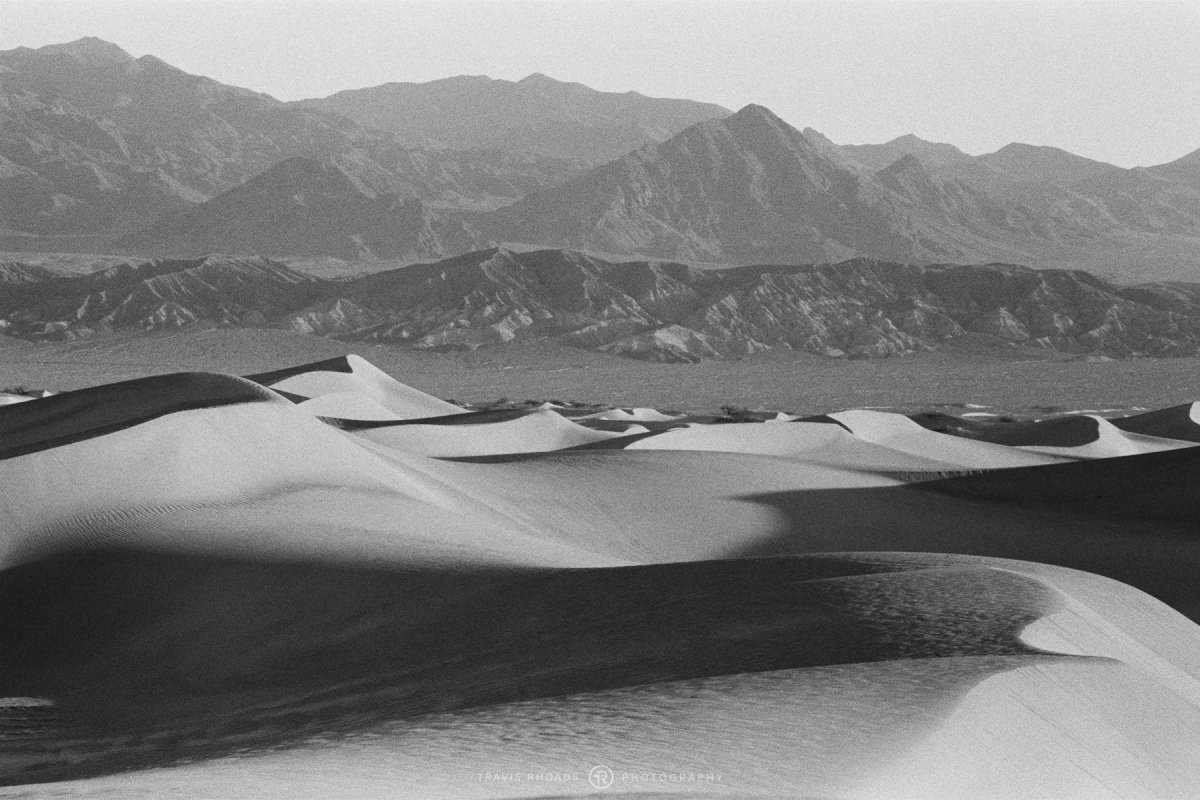 Fuji-Neopan-400-DeathValley-2020-MesquiteDunes.jpg