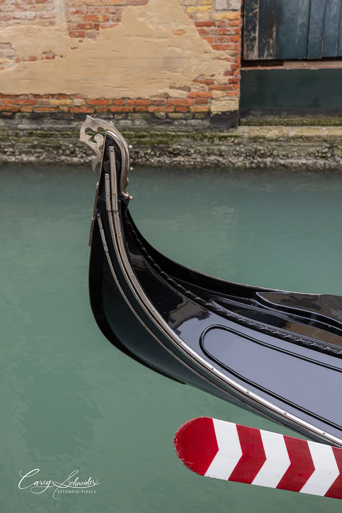 GondolaRedOarCSL.jpg