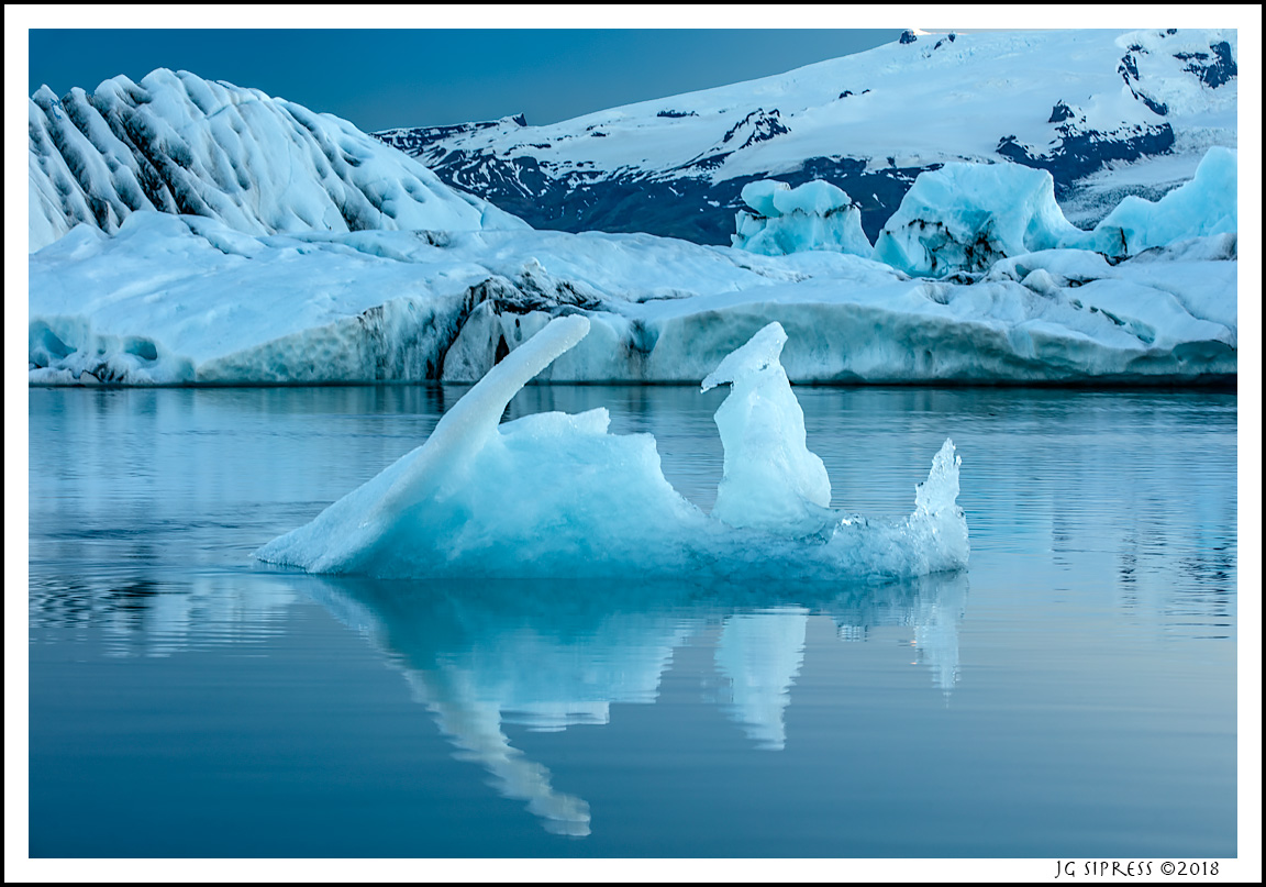 iceberg2.jpg