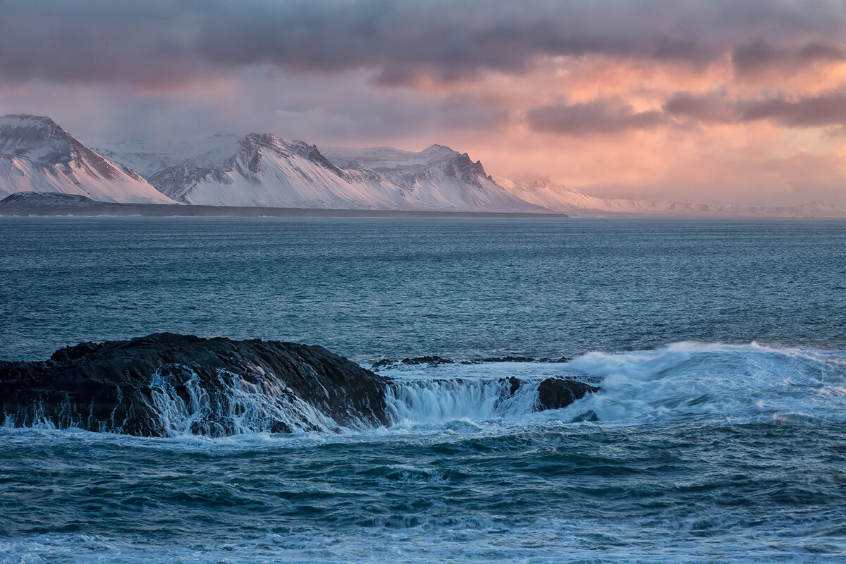 Island-D8-SnaeffelsNoiseSharpDustNik.jpg