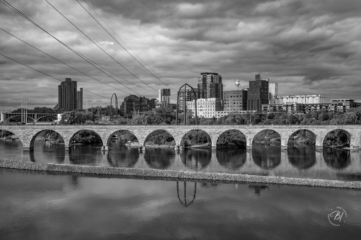 Minneapolis MM 091726-28_Long Edge 1300 BIP_1300x863_U_100.jpg