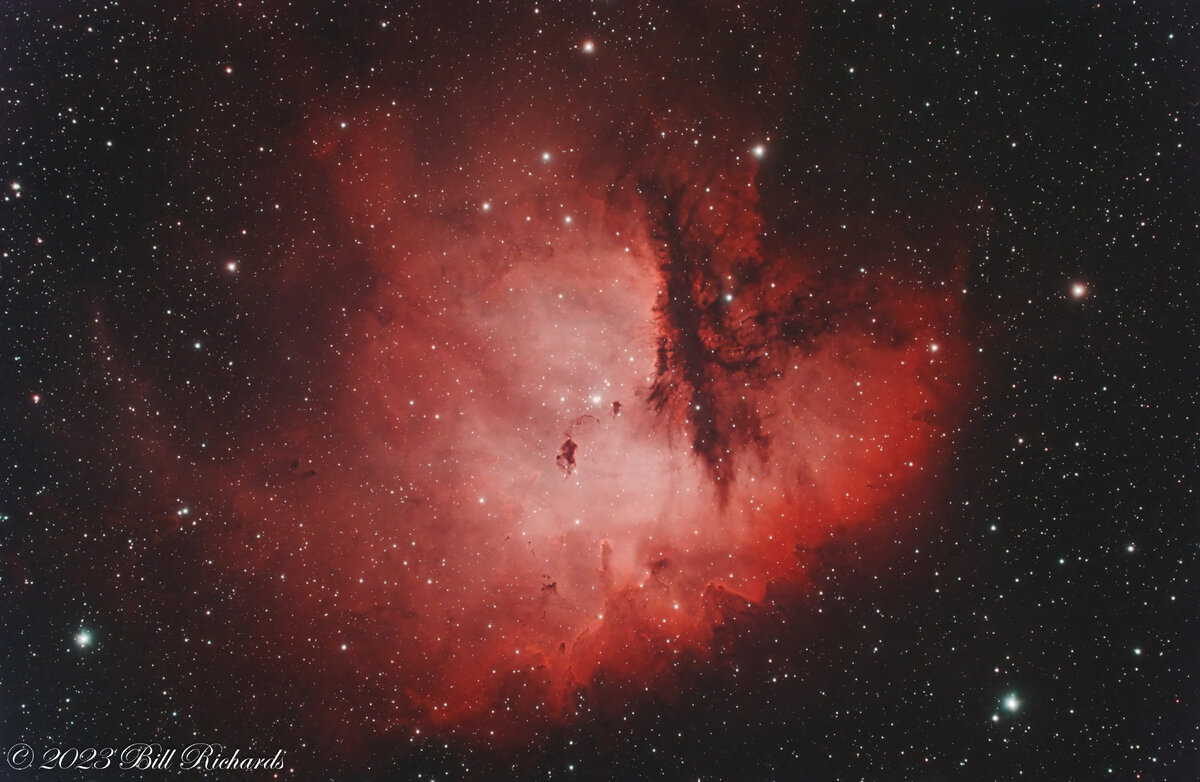 Pacman Nebula-NGC281.jpg