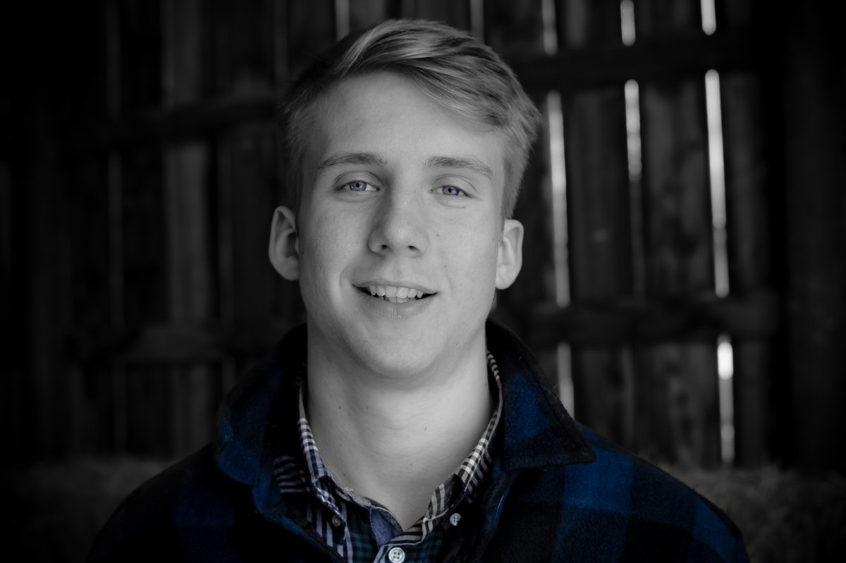 Senior Portrait - 12-1.jpg