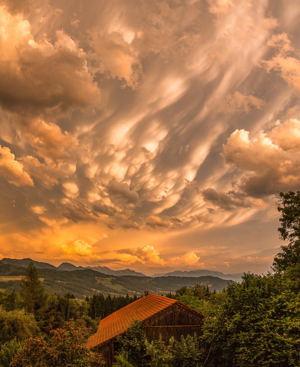 stormclouds_3000_AmyEarl-2.jpg