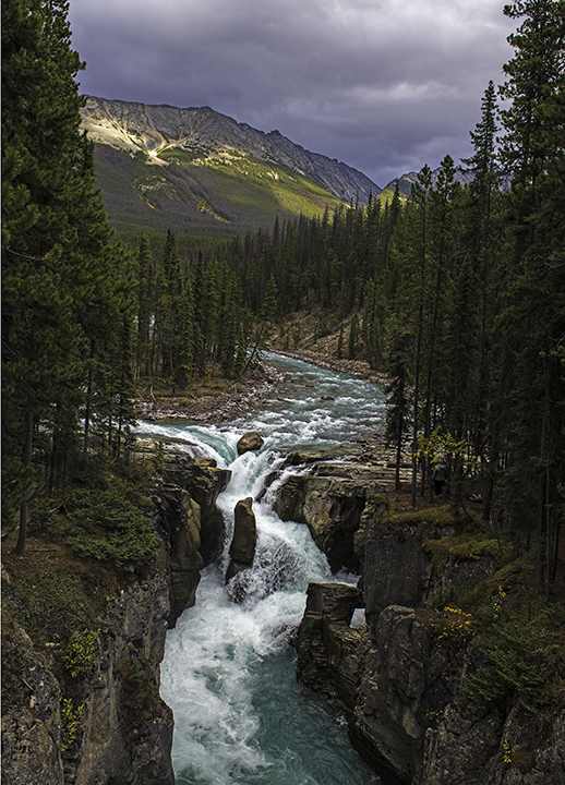 Sunwapta Falls-Edit.jpg