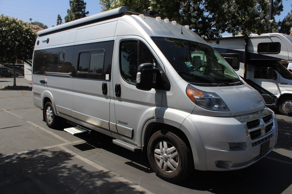 TE19009-2019-Winnebago-Travato-20180629.jpg