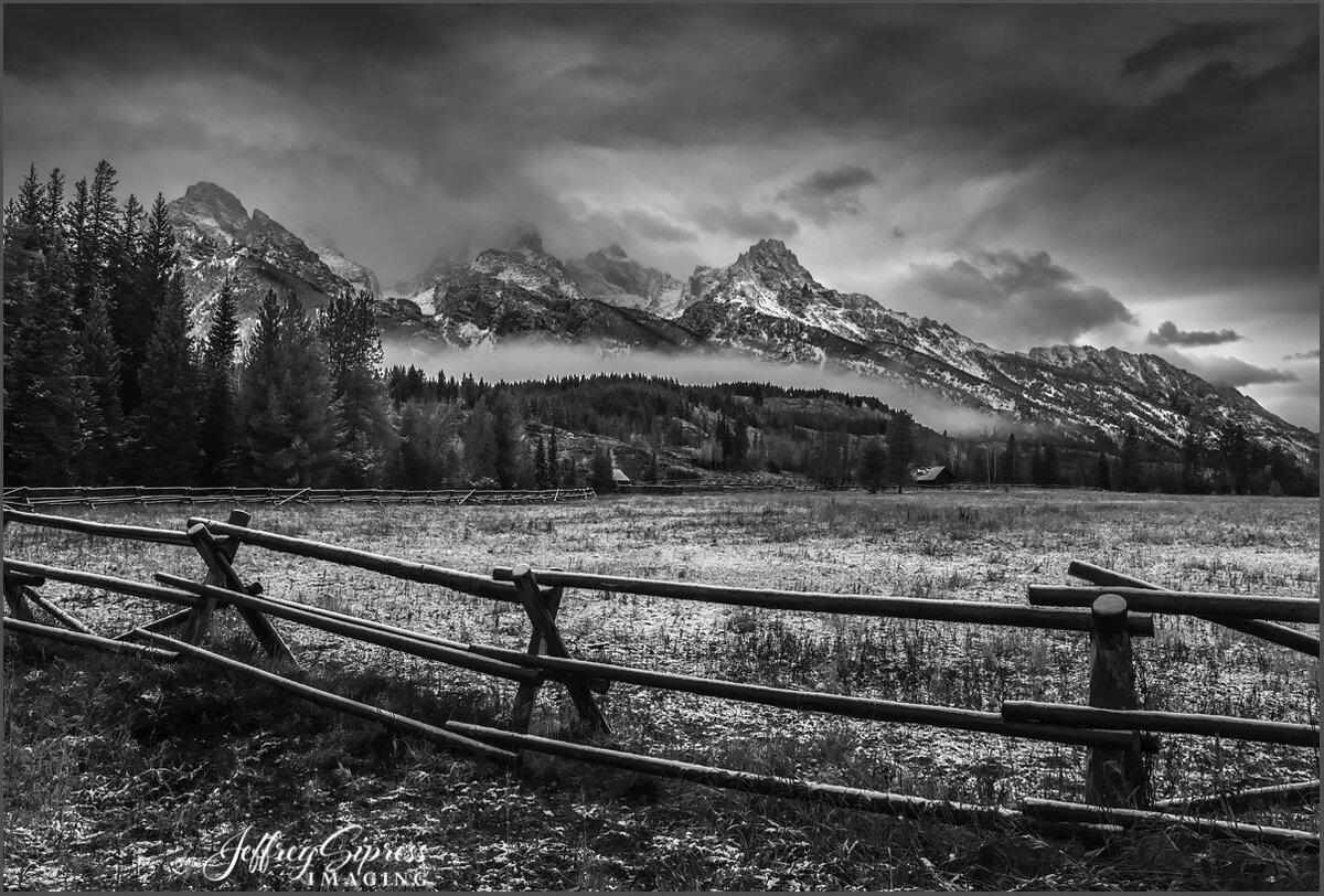 tetonfield-bw.jpg