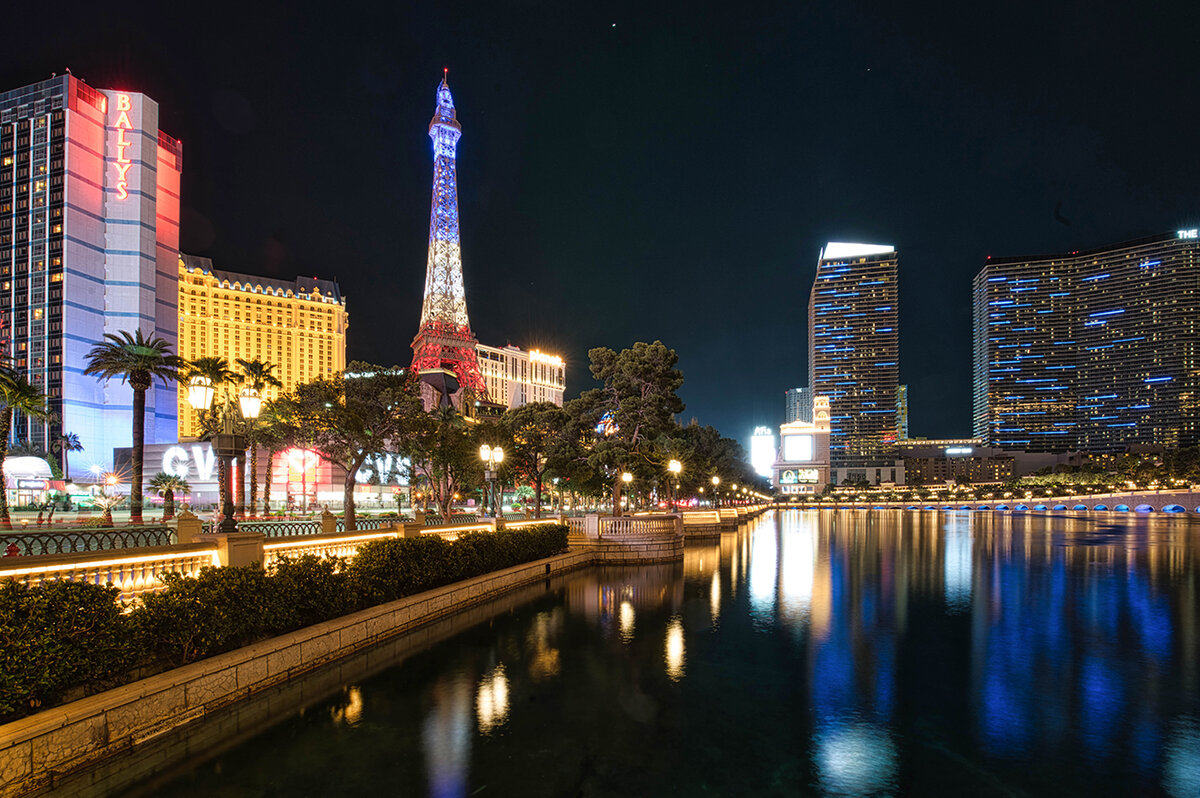 Vegas1.jpg