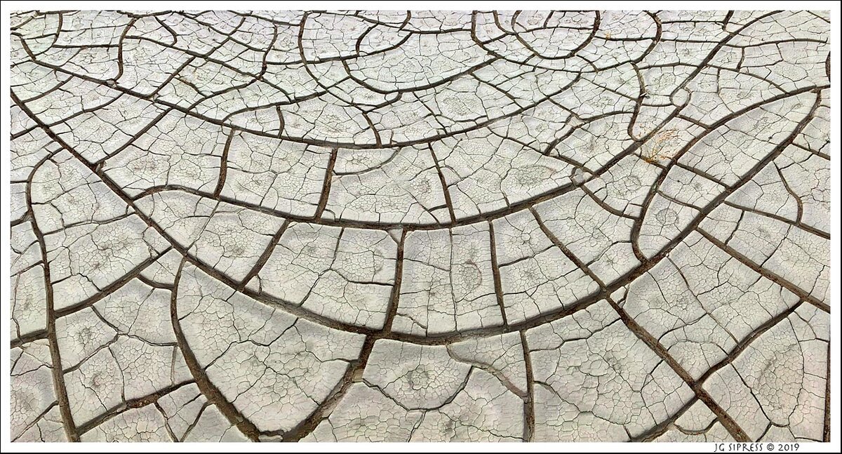 widecracks1.jpg