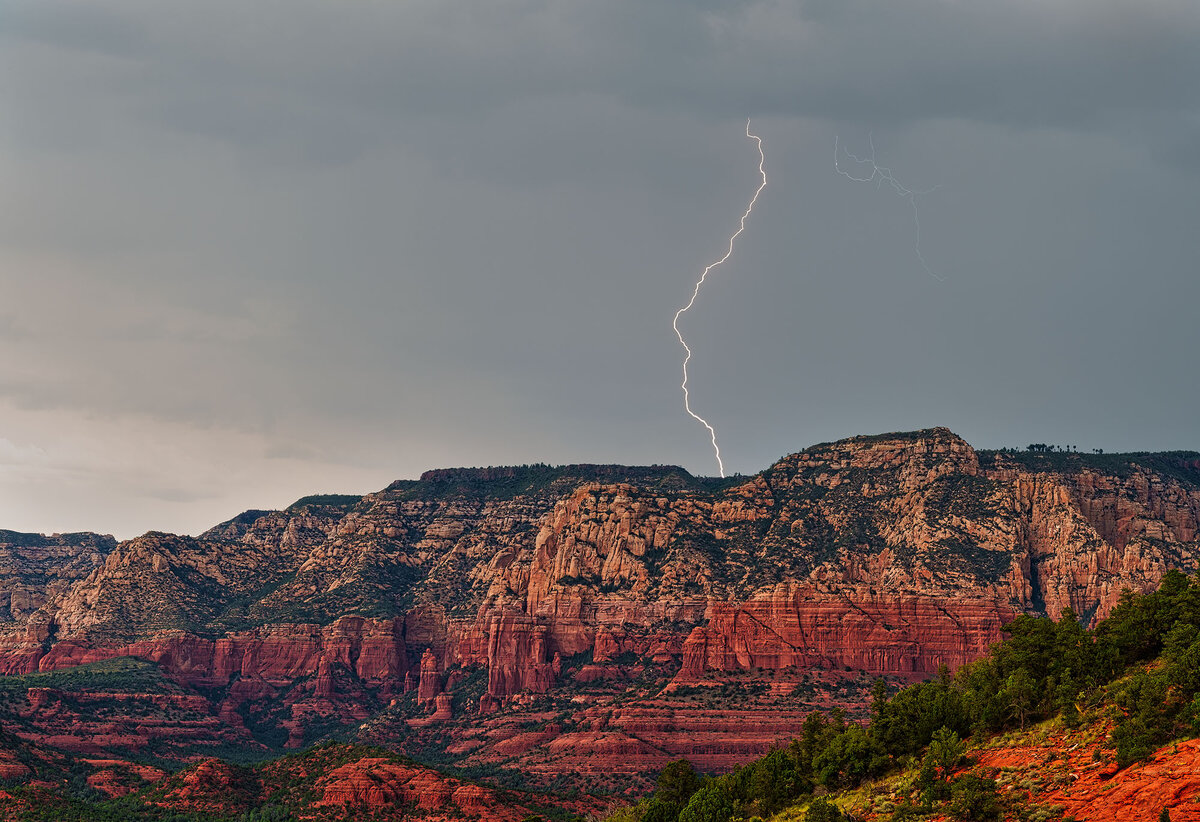 Wilson Mt lightning.jpg